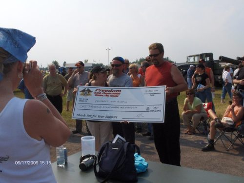 HOG-Cheque-to-Childrens-Wish-2006